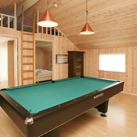 Four-bedroom Holiday In 5 Rødby