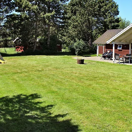 Hébergement de vacances Four-bedroom Holiday In 5